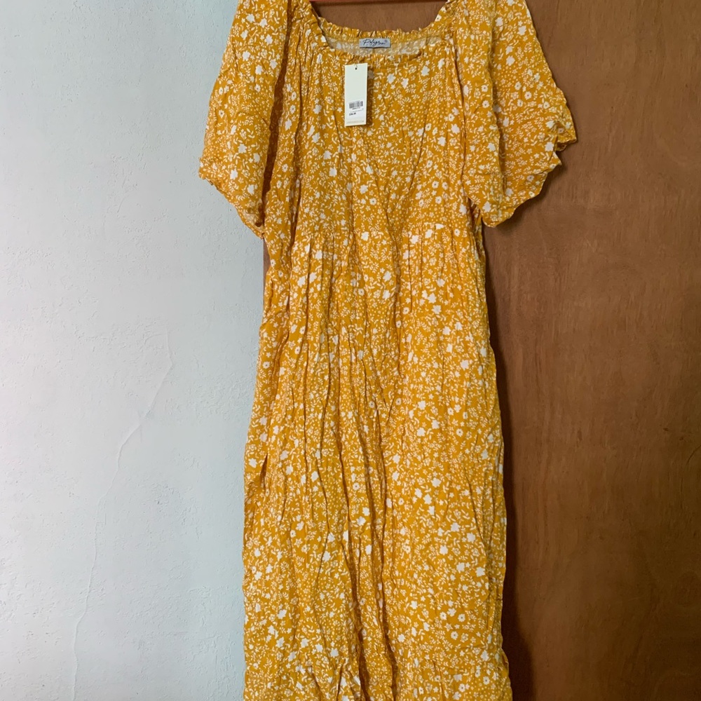 Flowy boutique dress- maxi length